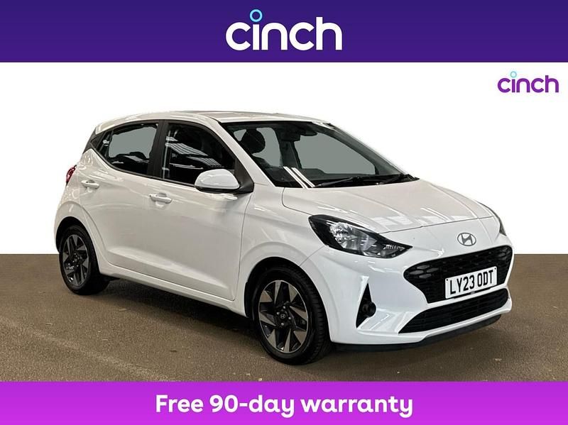 White Used 2023 Hyundai i10 Advanced Hatchback | £12,299 (Fair price) - Image 1/3