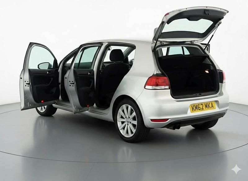 Used VW Golf VII GT 140 HP (102 kW) 2012 Silver Hatchback