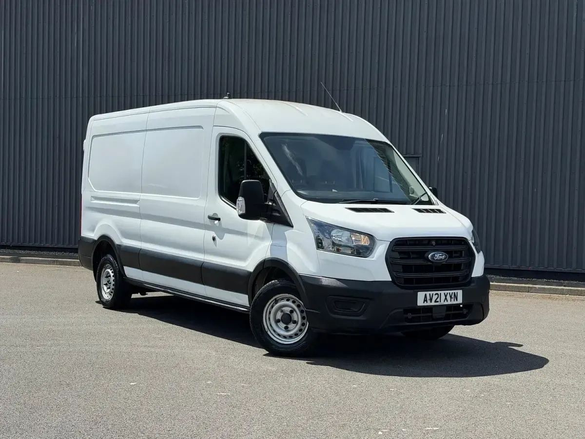 Used Ford Transit 130 HP (95 kW) 2021 White Van