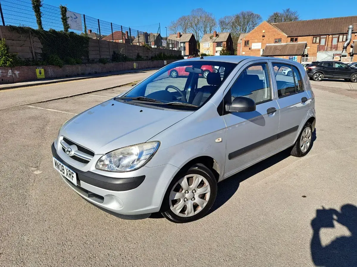 Used Hyundai Getz 65 HP (47 kW) 2008 Silver Hatchback