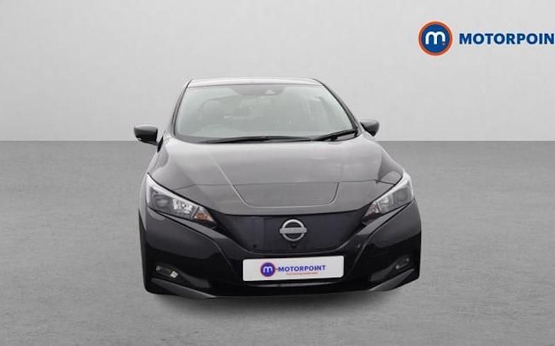 Used Nissan Leaf N-Connecta 110 kW (150 HP) 2025 Hatchback