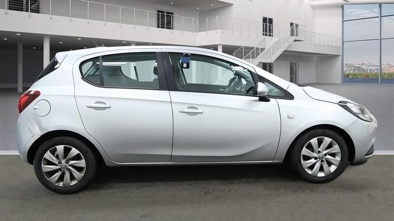 Used Vauxhall Corsa Design Edition 90 HP (66 kW) 2018 Silver Hatchback