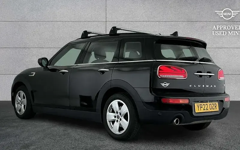 Used Mini Cooper Clubman Classic 136 HP (100 kW) 2022 Black Estate