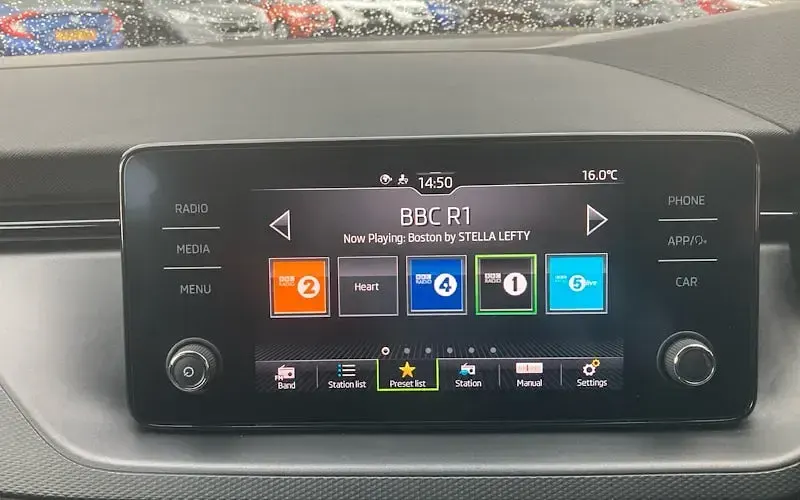 Used Skoda Scala SE 110 HP (80 kW) 2021 Blue Hatchback