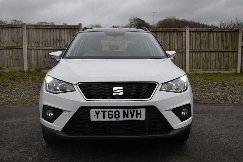 Used Seat Arona SE Technology 115 HP (84 kW) 2018 White SUV