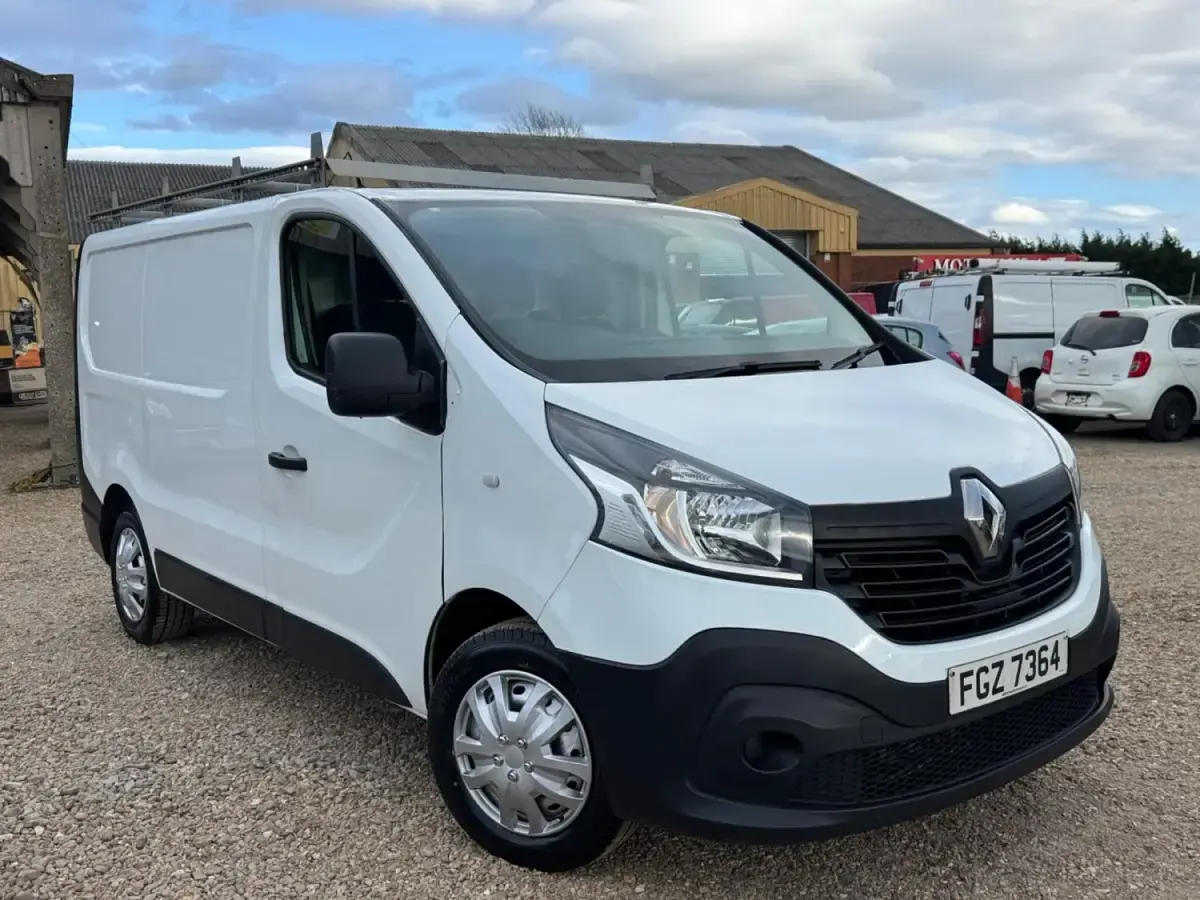 Usado Renault Trafic Business 2017 Branco Monovolume