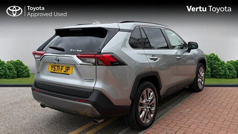 Used Toyota RAV4 222 HP (163 kW) 2022 SUV