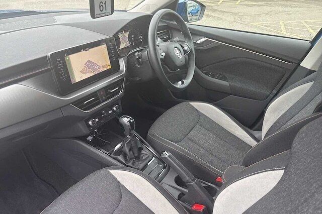Race blue metallic Used 2023 Skoda Kamiq SE L SUV | £20,995 (A bit pricey) - Image 1/3