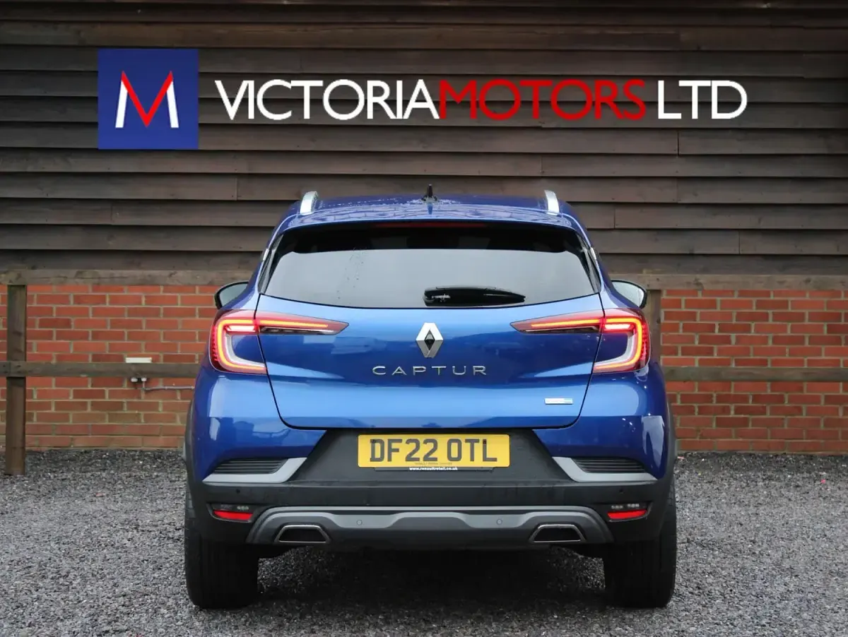 Used Renault Captur RS Line 143 HP (105 kW) 2022 Blue SUV