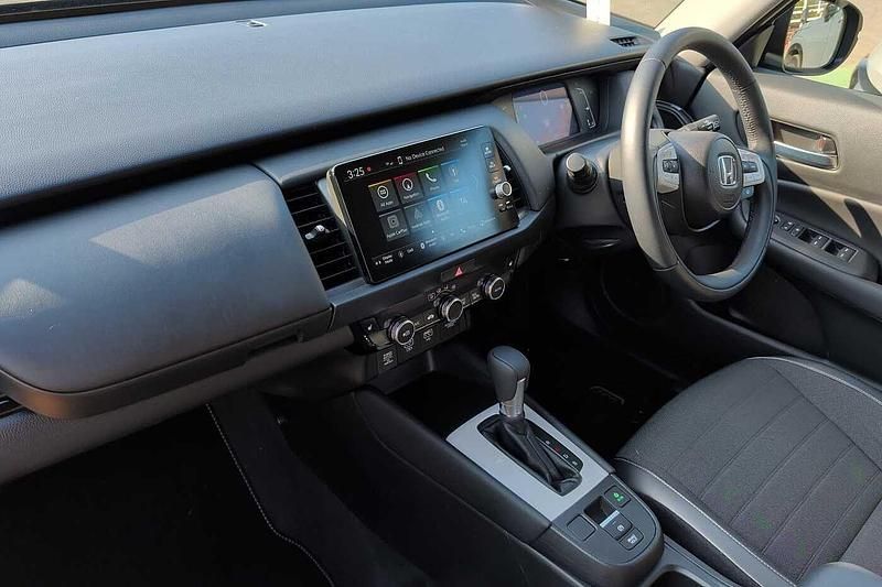 Begagnad Honda Jazz Advance 122 HK (89 kW) 2025 Svart Halvkombi