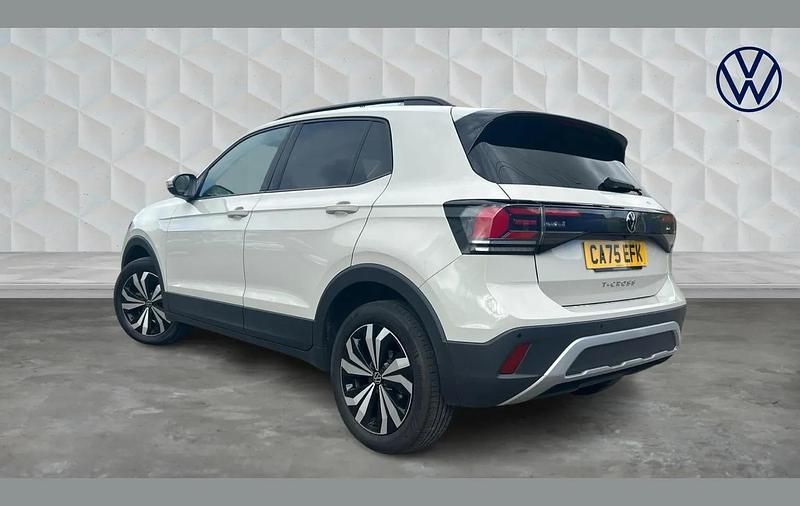 Usado VW T-Cross Match 113 HP (83 kW) 2025 Cinzento SUV