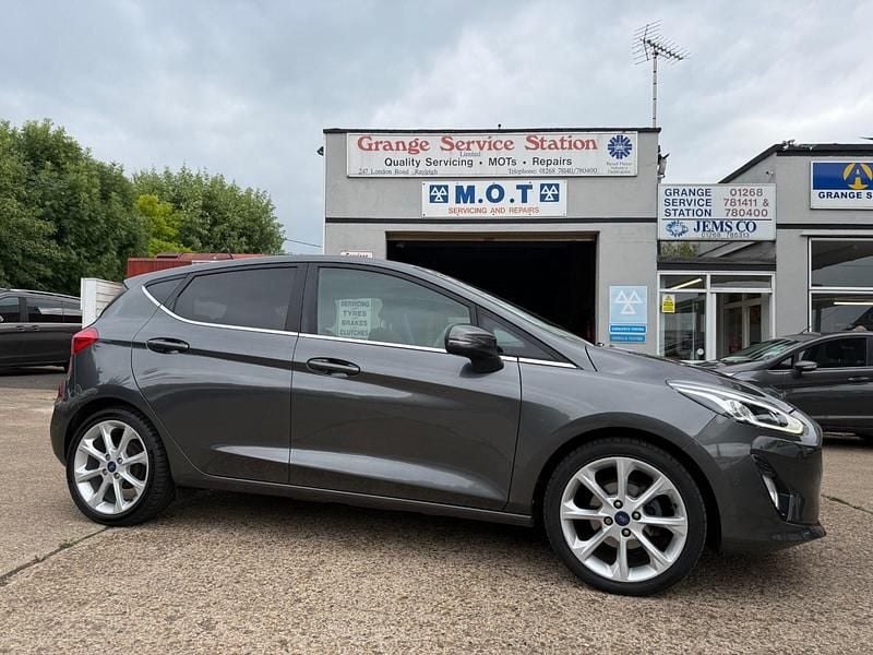 Grey Used 2017 Ford Fiesta Titanium Hatchback | £8,990 (A bit pricey) - Image 1/4
