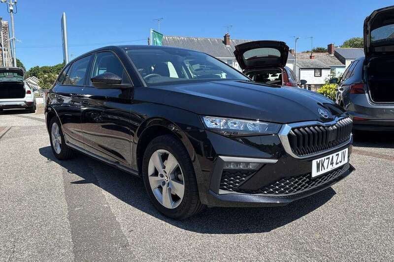 Black Used 2025 Skoda Scala SE Hatchback | £18,995 (A bit pricey) - Image 1/4