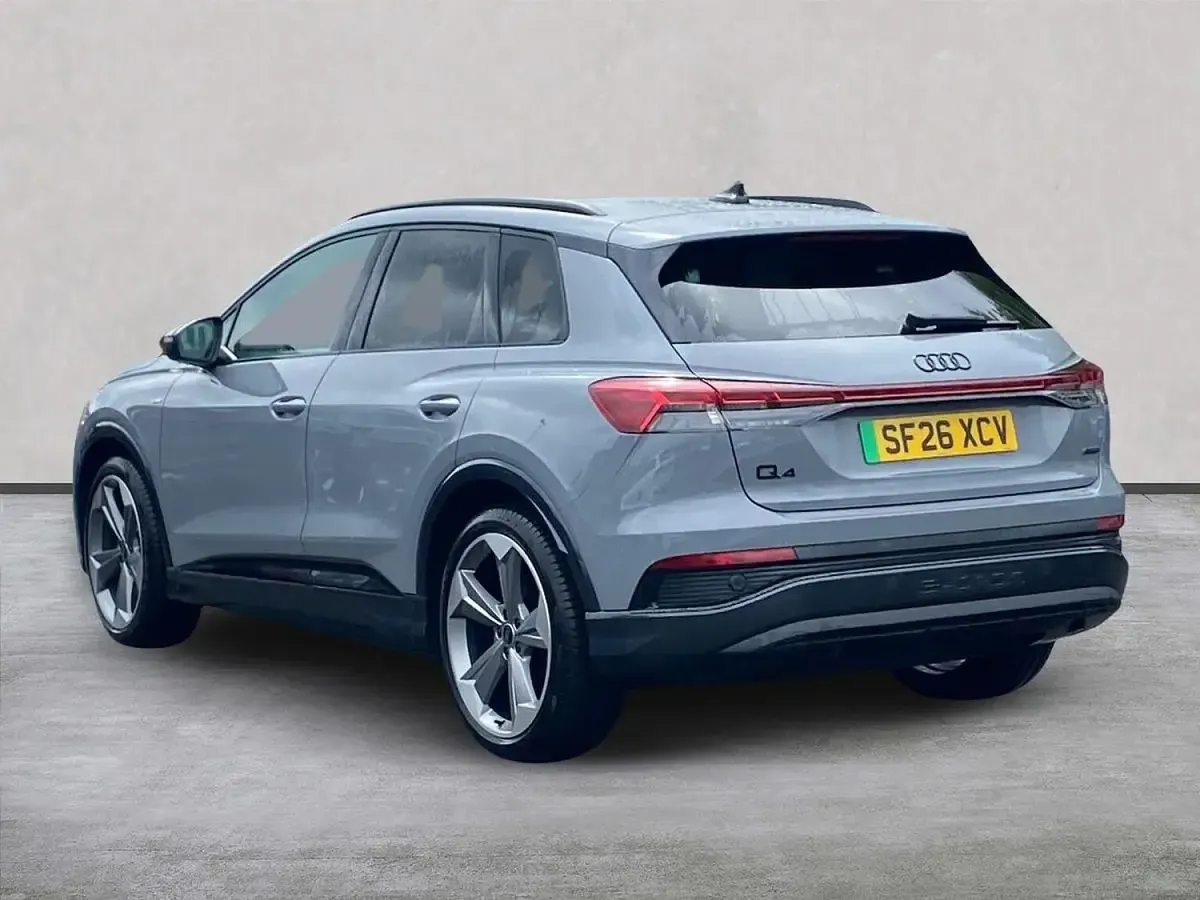 Used Audi Q4 e-tron Black Edition 210 kW (286 HP) 2026 Grey SUV