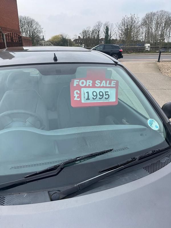 Used Nissan Micra S 79 HP (58 kW) 2003 Grey Hatchback