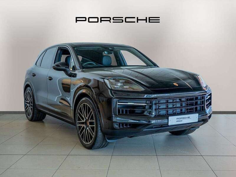 Black New 2025 Porsche Cayenne SUV | £87,990 - Image 1/4