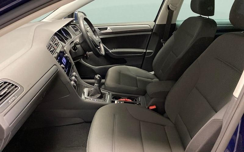 Used VW Golf VIII Edition 131 HP (96 kW) 2020 Hatchback