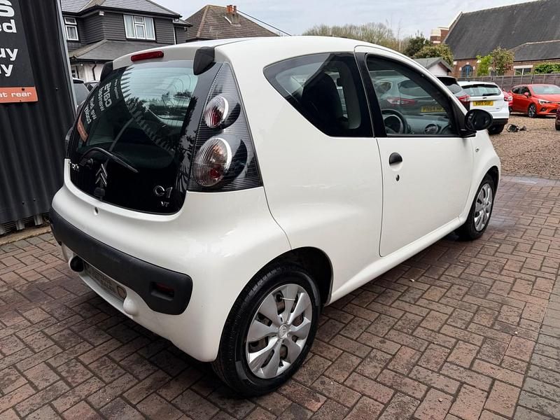 Usado Citroën C1 68 HP (50 kW) 2011 Branco Citadino