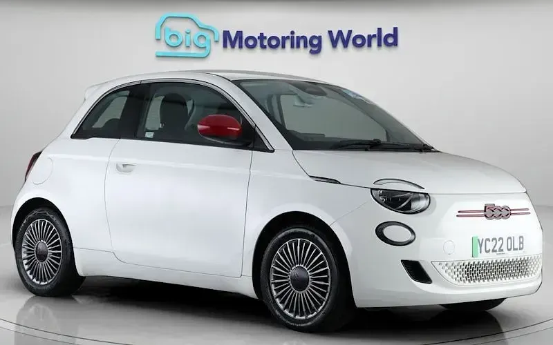 Używany Fiat 500e Red 69 kW (95 KM) 2026 Hatchback