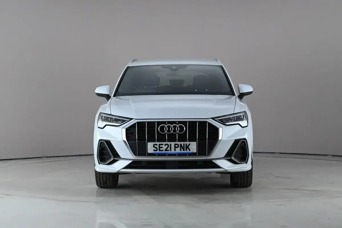 Second-hand Audi Q3 S-Line 2021 Alb SUV