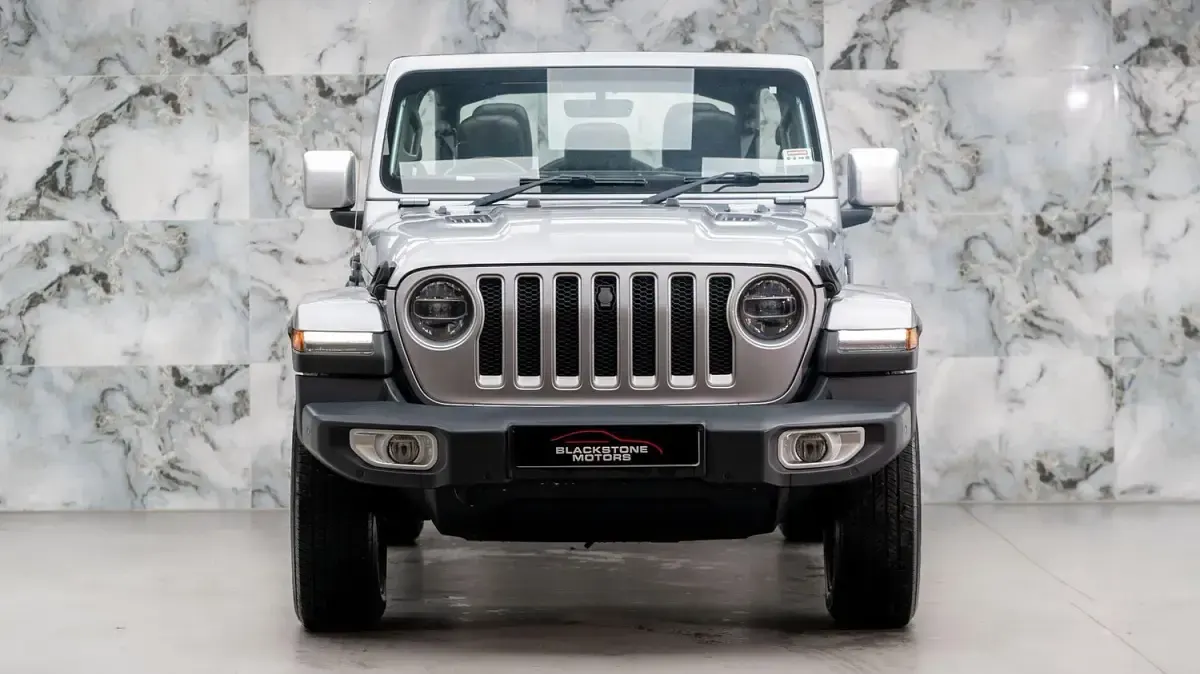 Used Jeep Wrangler Overland 200 HP (147 kW) 2019 Grey SUV