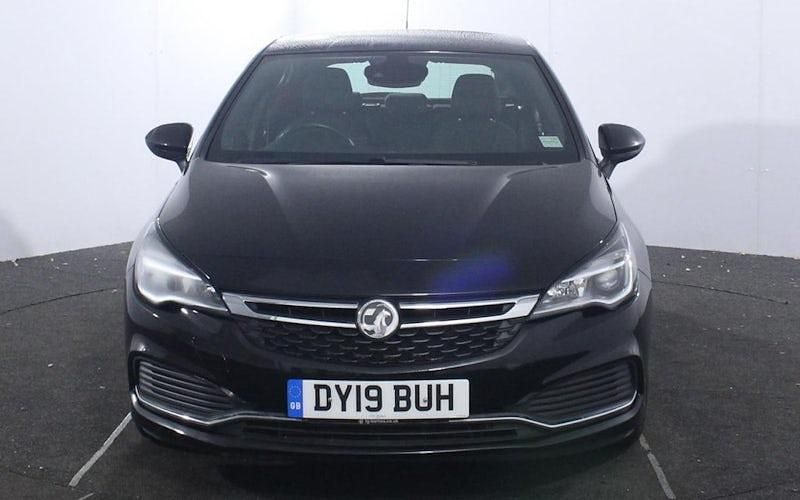 Used Vauxhall Astra SRi 150 HP (110 kW) 2019 Black Hatchback