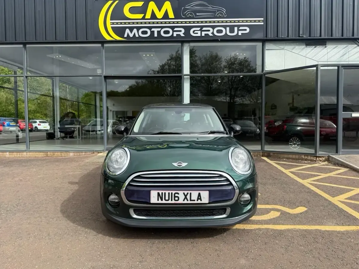 Usado Mini Cooper Hatch 2016 Verde Utilitario