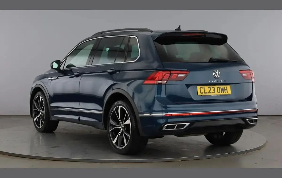 Used VW Tiguan R-line 150 HP (110 kW) 2023 Blue SUV