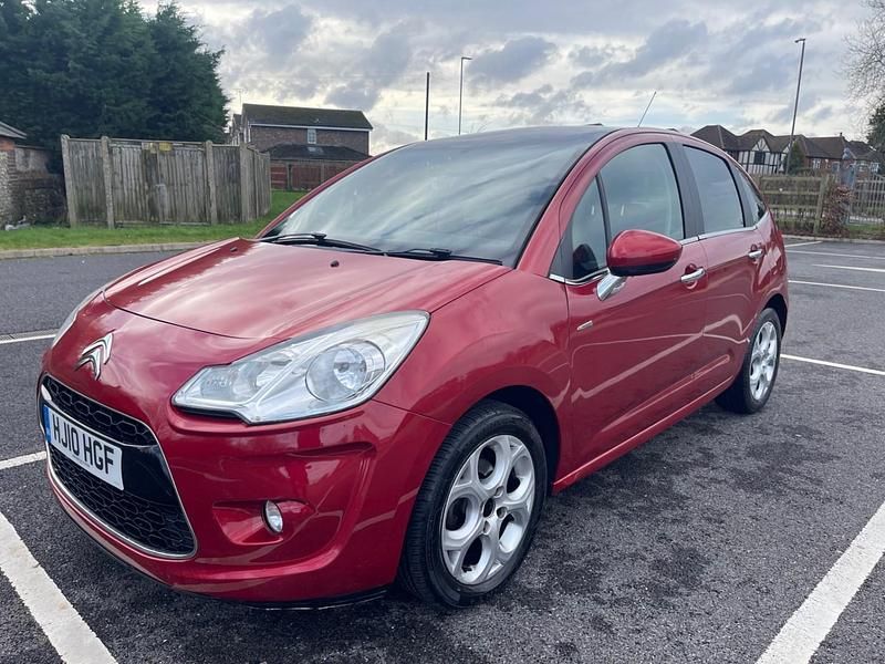 Begagnad Citroën C3 Exclusive 2010 Röd Halvkombi