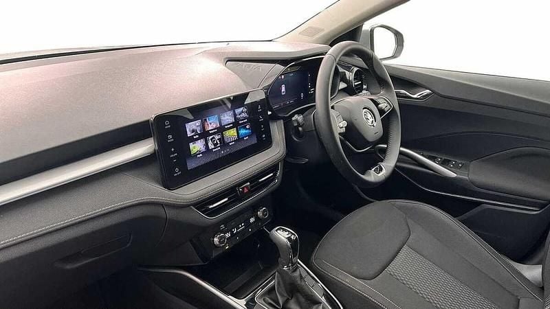 Used Skoda Fabia SE L 85 HP (62 kW) 2024 Brilliant silver metallic Hatchback