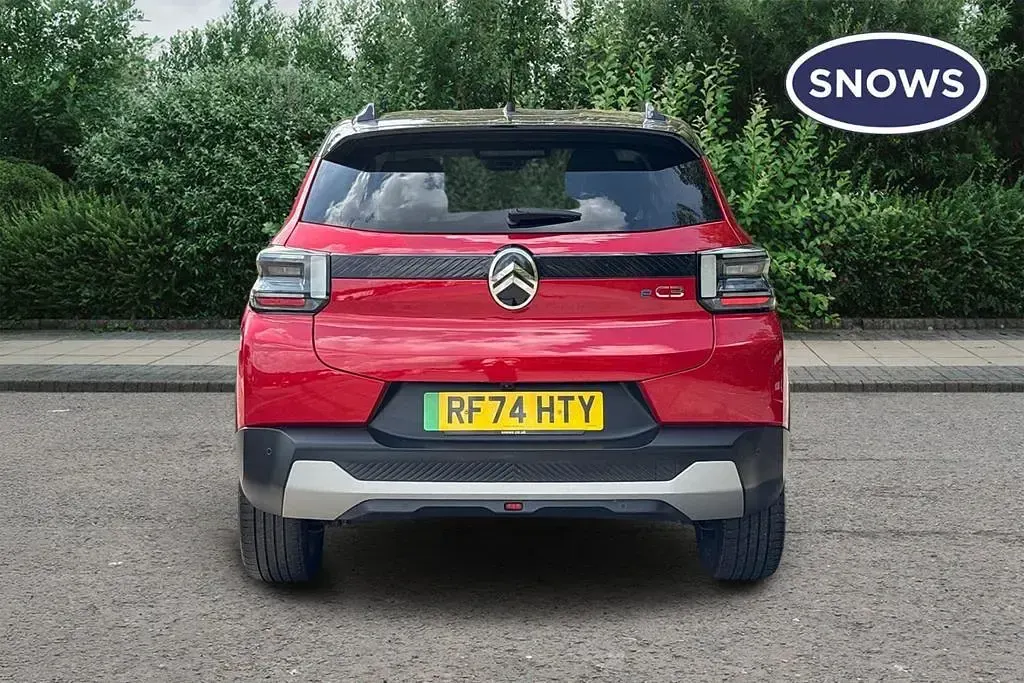 Used Citroën e-C3 81 kW (111 HP) 2024 Red Hatchback