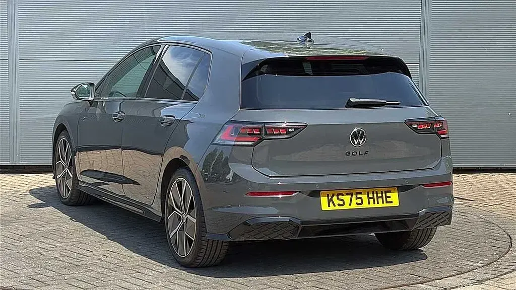 Used VW Golf VIII 150 HP (110 kW) 2026