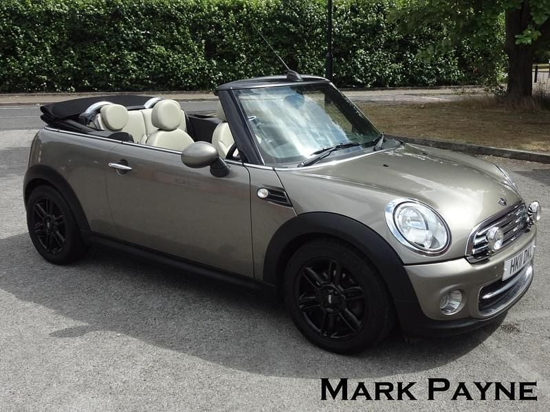 Silver Used 2011 Mini Cooper Cabriolet Cabriolet | £2,990 (Fair price) - Image 1/4