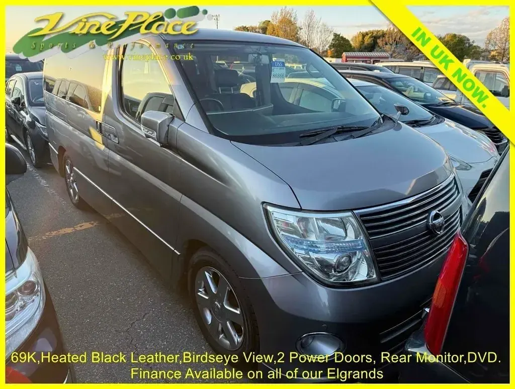 Used Nissan Elgrand 2010 Grey MPV
