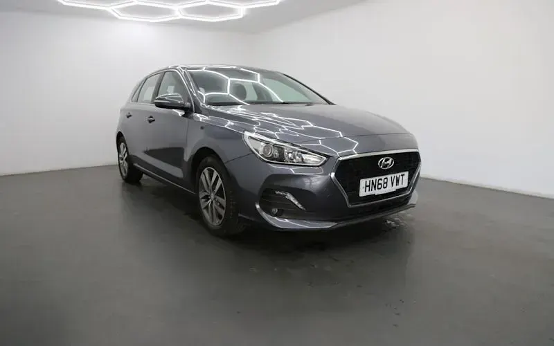 Used Hyundai i30 SE 120 HP (88 kW) 2020 Hatchback
