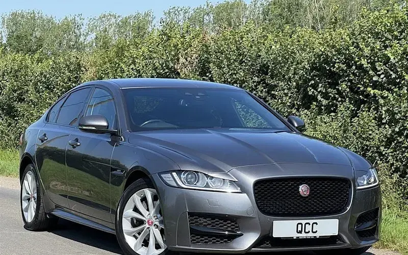 Used Jaguar XF R-Sport 179 HP (131 kW) 2020 Sedan