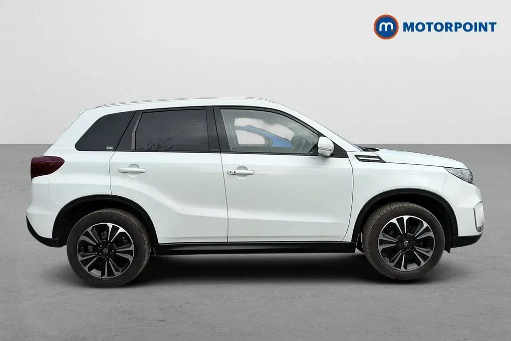 Gebraucht Suzuki Vitara SZ5 116 PS (85 kW) 2022 Weiß SUV