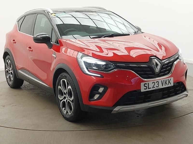 Used Renault Captur Techno 142 HP (104 kW) 2023 Red SUV