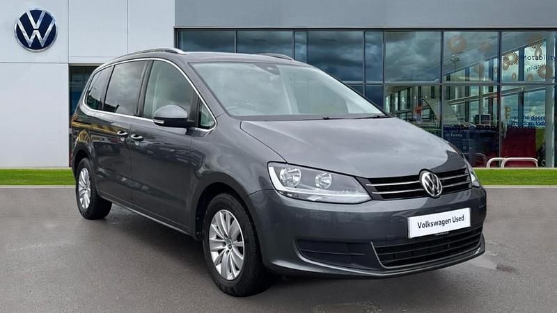 Indium grey metallic Used 2019 VW Sharan SE MPV | £19,712 - Image 1/4