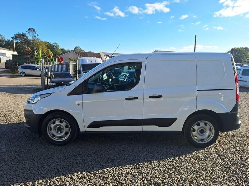 Used Ford Transit Connect 2018 White MPV