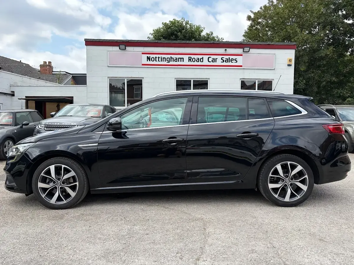 Used Renault Mégane GrandTour Dynamique 2017 Black Estate