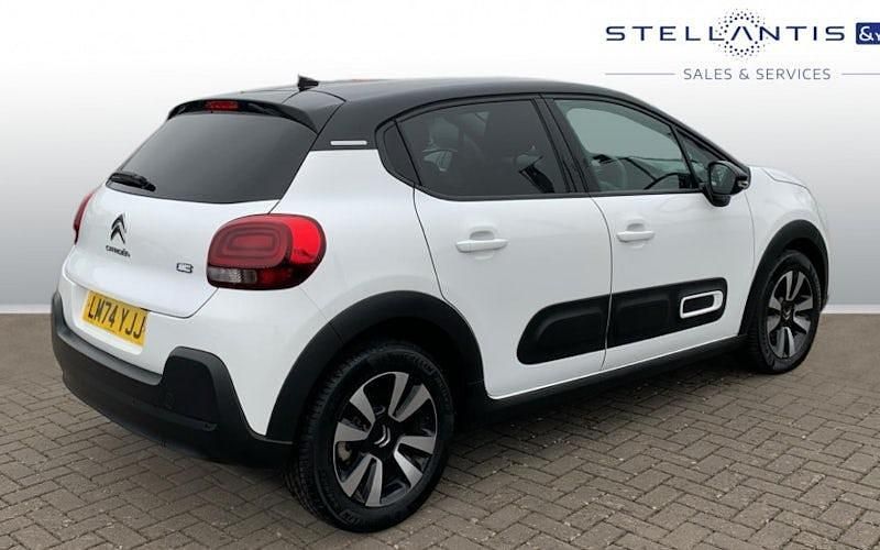 Used Citroën C3 PureTech 110 HP (80 kW) 2024 White Hatchback