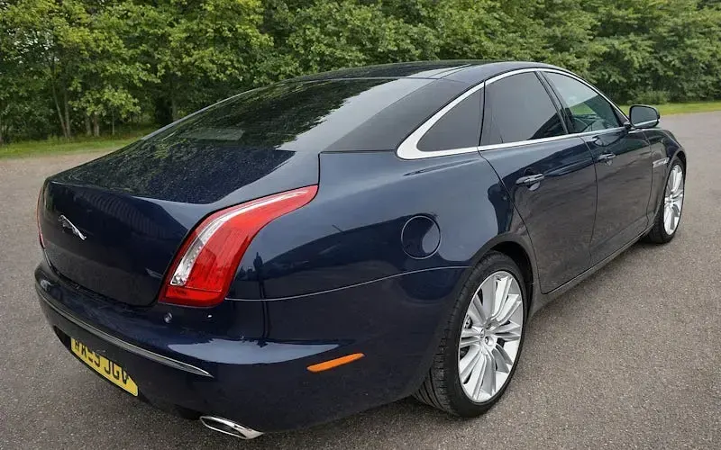 Used Jaguar XJ Portfolio 385 HP (283 kW) 2012 Sedan