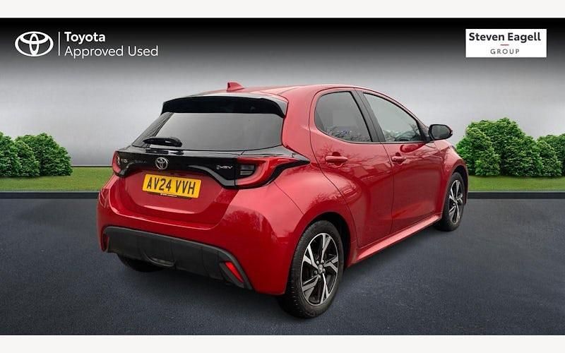 Usata Toyota Yaris Hybrid Design 116 CV (85 kW) 2026 Utilitaria