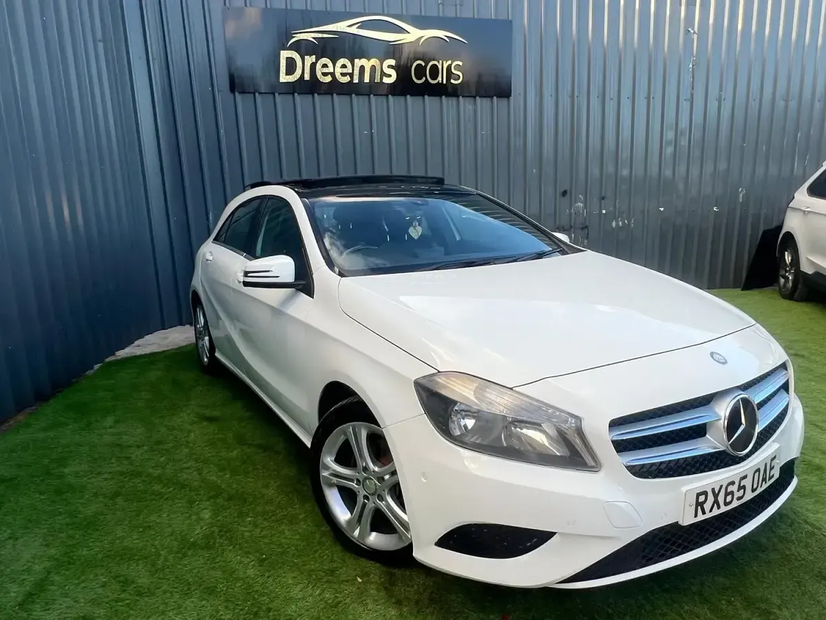 Used Mercedes A200 Sport Edition 136 HP (100 kW) 2015 White Hatchback