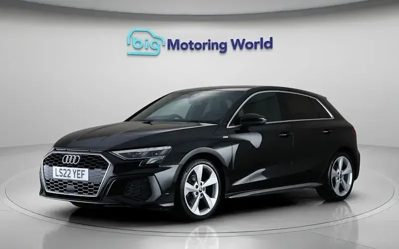 Second-hand Audi A3 Sportback S-Line 150 CP (110 kW) 2024 Hatchback