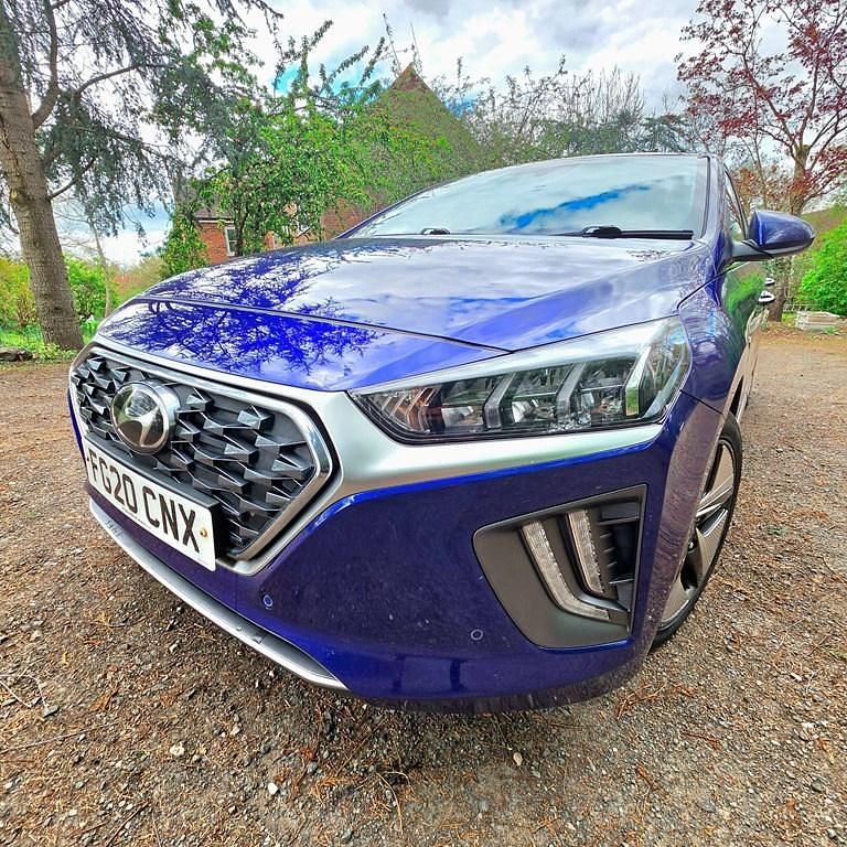 Used Hyundai Ioniq Premium SE 2020 Blue Hatchback