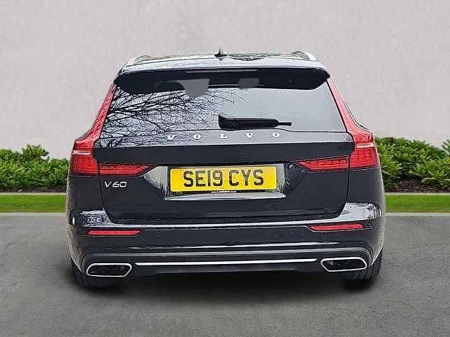 Used Volvo V60 Inscription 190 HP (139 kW) 2019 Black Estate