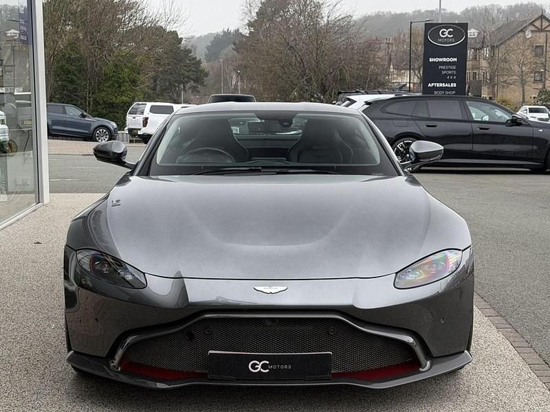 Used Aston Martin V8 Vantage 510 HP (375 kW) 2019 Silver Coupe