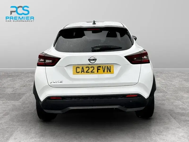 Used Nissan Juke N-Connecta 2022 White SUV